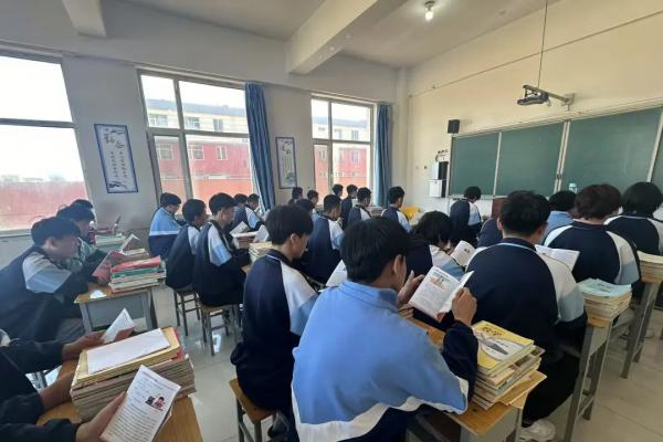 “一技在手，一生无忧”活动